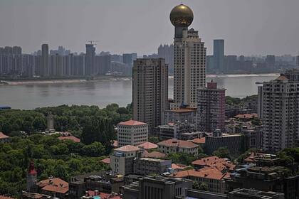 La ciudad de Wuhan fue el lugar en el que se inició la pandemia de coronavirus y ahora está saliendo de la cuarentena obligatoria