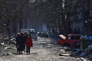 La tragedia de la escuela bombardeada por Rusia en Mariúpol