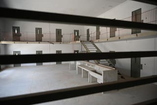 En medio de la polémica por la fuga de presos, un juez reclama el traslado de condenados a cárceles federales