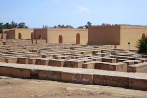 La ciudad que resistió a todos sus enemigos, pero se rindió ante la oscuridad de un eclipse total