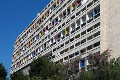 "La ciudad radiante", edificio diseñado por Le Corbusier y construido en Marsella, Francia, en 1952