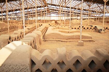 La ciudadela de barro de Chan Chan, al norte de Trujillo, construida por la cultura chimú hacia fines del año 600