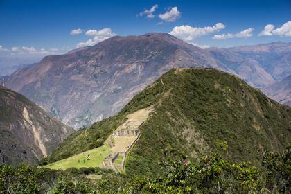 La ciudadela inmersa en la montaña. Foto: Luis Agote
