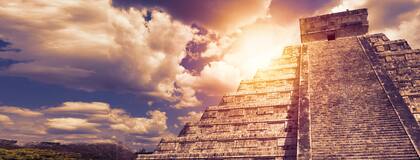 La civilización maya tiene una concepción del tiempo basada en ciclos naturales diferentes y el año nuevo comienza cada 26 de julio