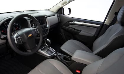 La clave es revisar el interior del auto y buscar signos de desgaste