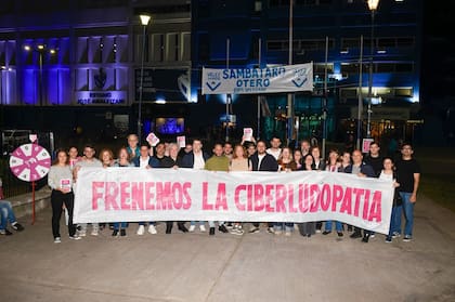 La Coalición Cívica celebró que Vélez quitara publicidad de apuestas y pidió sancionar la ley de ludopatía que se encuentra en tratamiento en el Congreso