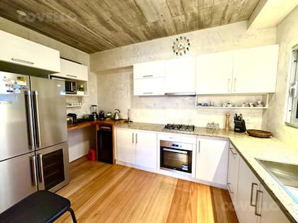 La cocina completa y equipada