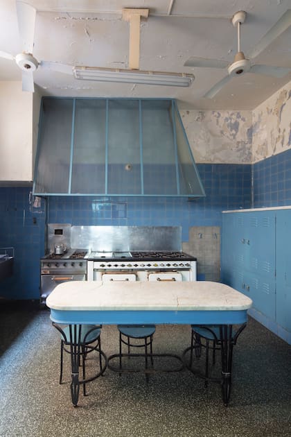 La cocina conserva pisos y cerámicos originales