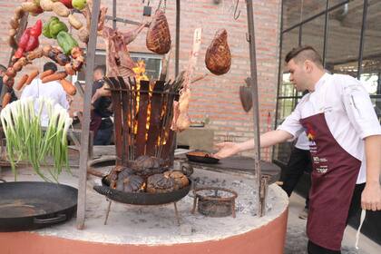 La cocina de Trina se basa en productos patagónicos; el cordero braseado es una de las especialidades.