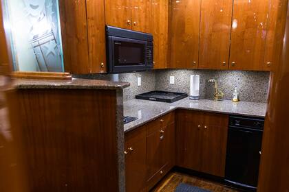 La cocina está totalmente equipada con electrodomésticos listos para usar