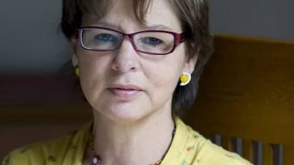 La colombiana Piedad Bonnett habló sobre su nueva novela "Qué hacer con esos pedazos"