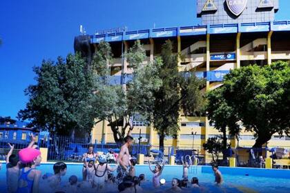 La colonia pretende abrirle las puertas del club al barrio