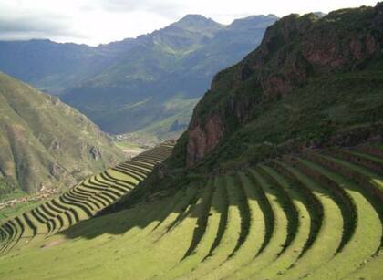 La combinación de naturaleza e historia vuelven al Valle Sagrado del Inca, y especialmente a la ciudad de Pisac, un sitio de referencia para el relajamiento y la meditación. Fuente: BoletoMachuPicchu.