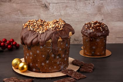 La combinación de panettone y tiramisú puede resultar hilarante, pero su resultado es exquisito por el contraste dulce-salado