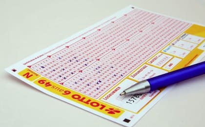 La combinación ganadora que cambió la vida del apostador estuvo compuesta por los números 5-18-27-33-40-49