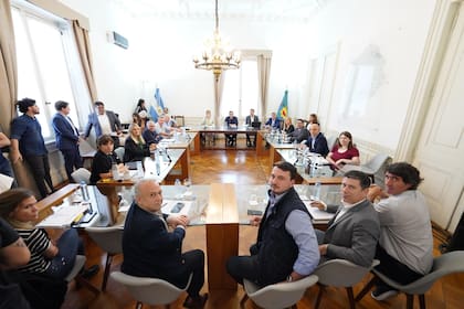 La Comisión de Presupuesto, reunida este martes en la Sala 30 de la Cámara de Diputados provincial