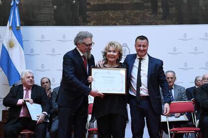 Eglis Giovanelli, una de las periodistas distinguidas.