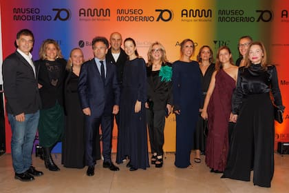 La comisión directiva de Amigos del Moderno
