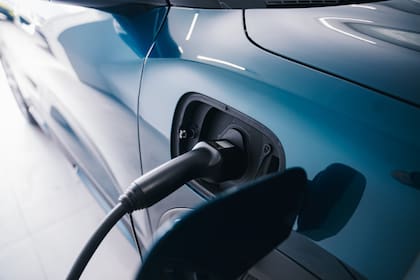 La compañía avisó que busca que se establezca una reglamentación que permita conectar el medidor del departamento al de la cochera