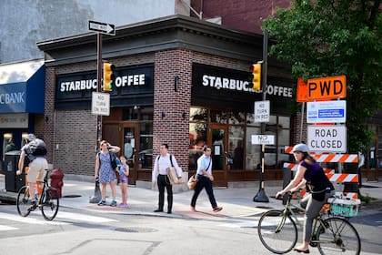 La compañía buscaría reubicar a todos los empleados que sean afectados por los cierres; en caso de no ser posible, podrán acceder al paquete de indemnización de la empresa