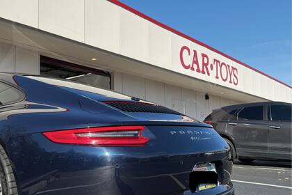 La compañía se especializó en electrónica móvil y los dispositivos inalámbricos para vehículos