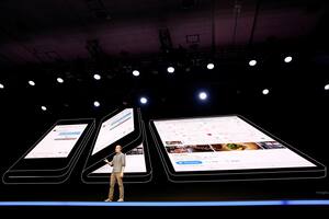 Con su Galaxy Fold, Samsung inaugura la era de los smartphone plegables