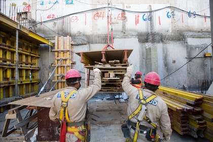 La compra en pozo es sumamente ventajosa: se paga el adelanto en dólares, pero las cuotas suelen ser en pesos