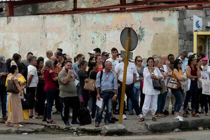 La comunidad latina de Florida, Estados Unidos, muestra preocupación por las deportaciones masivas prometidas por Donald Trump (Photo by Yamil LAGE / AFP)