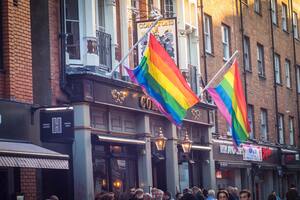 Por qué se celebra hoy el Día Internacional del Orgullo LGBT