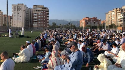 La comunidad musulmana, reunida en Murcia para celebrar la Fiesta del Cordero. Fuente: Cuenta de X Islam en Murcia