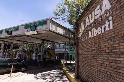 La concesión de los peajes para ir a la Costa Atlántica es de Autopistas de Buenos Aires S.A. (AUBASA)