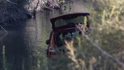 Quién era la mujer de 30 años que murió, tras chocar contra una ambulancia en la Ruta 6: cayó a un desagüe en Roca - Image 3