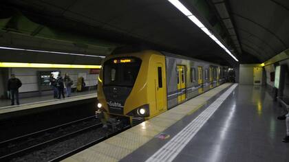 La conexión entre ambas líneas de subte va a realizarse en un pasillo provisorio hasta que terminen el corredor definitivo
