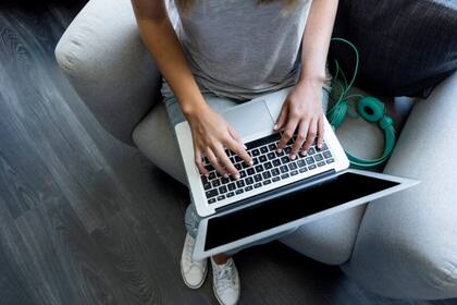 La conexión internet es fundamental para todas las personas en un hogar, dado que la utilizan para trabajar o estudiar