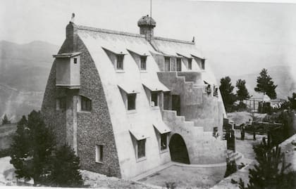 La confirmación de que el Chalet del Catllaràs es una obra de Gaudí representa una oportunidad “excepcional” para todos los amantes de su obra