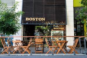 La confitería Boston en Mar del Plata