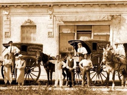 La confitería La Vicente López, en la zona norte de la provincia de Buenos Aires, data de 1905 o antes, cuando los panes se repartían a caballo