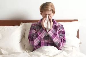 6 consejos de expertos para dormir mejor si sufrís alergia estacional