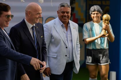 La Conmebol realiza un homenaje a Diego Maradona, al cumplirse otro aniversario de su muerte, en Doha, Qatar