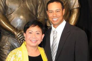 Murió la mamá de Tiger Woods: el devastador mensaje del golfista