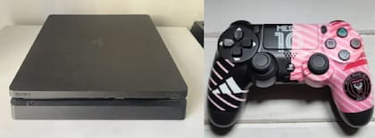 La consola Play 4 y un joystick, parte del material secuestrado en los allanamientos (Prensa Ministerio de Seguridad)