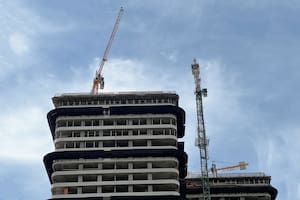 La construcción no creció en el mes, pero mejoró 1,2% frente a 2025