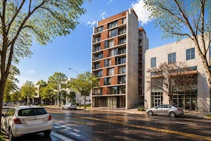 Construyen un edificio en un terreno que estuvo usurpado durante más de 20 años