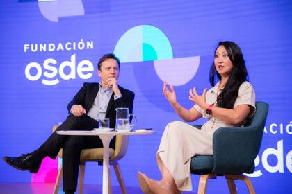 La conversación entre el periodista y la especialista brindó información necesaria para saber cómo encarar el nuevo fenómeno tecnológico.