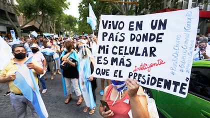 La convocatoria a la marcha #27F en Mendoza.