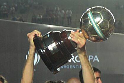 La Copa Argentina, ese preciado trofeo