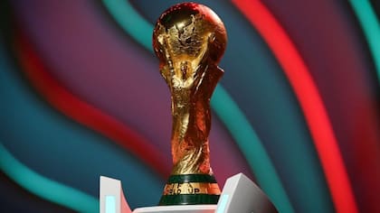 La Copa del Mundo, el trofeo más anhelado, está en la ceremonia