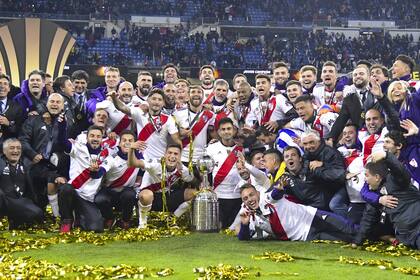 La Copa Libertadores, el estadio Santiago Bernabéu: una postal que los simpatizantes de River jamás olvidarán.