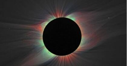 La corona difusa solo es visible para nosotros en la Tierra durante un eclipse solar total