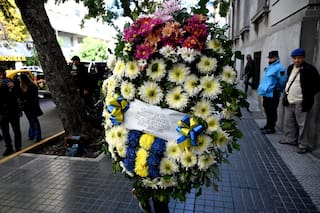 Tristeza y dolor en el último adiós al Loco Gatti en la Legislatura porteña